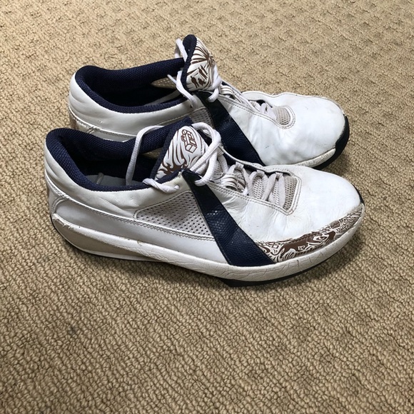 Jordan’s - Picture 1 of 4